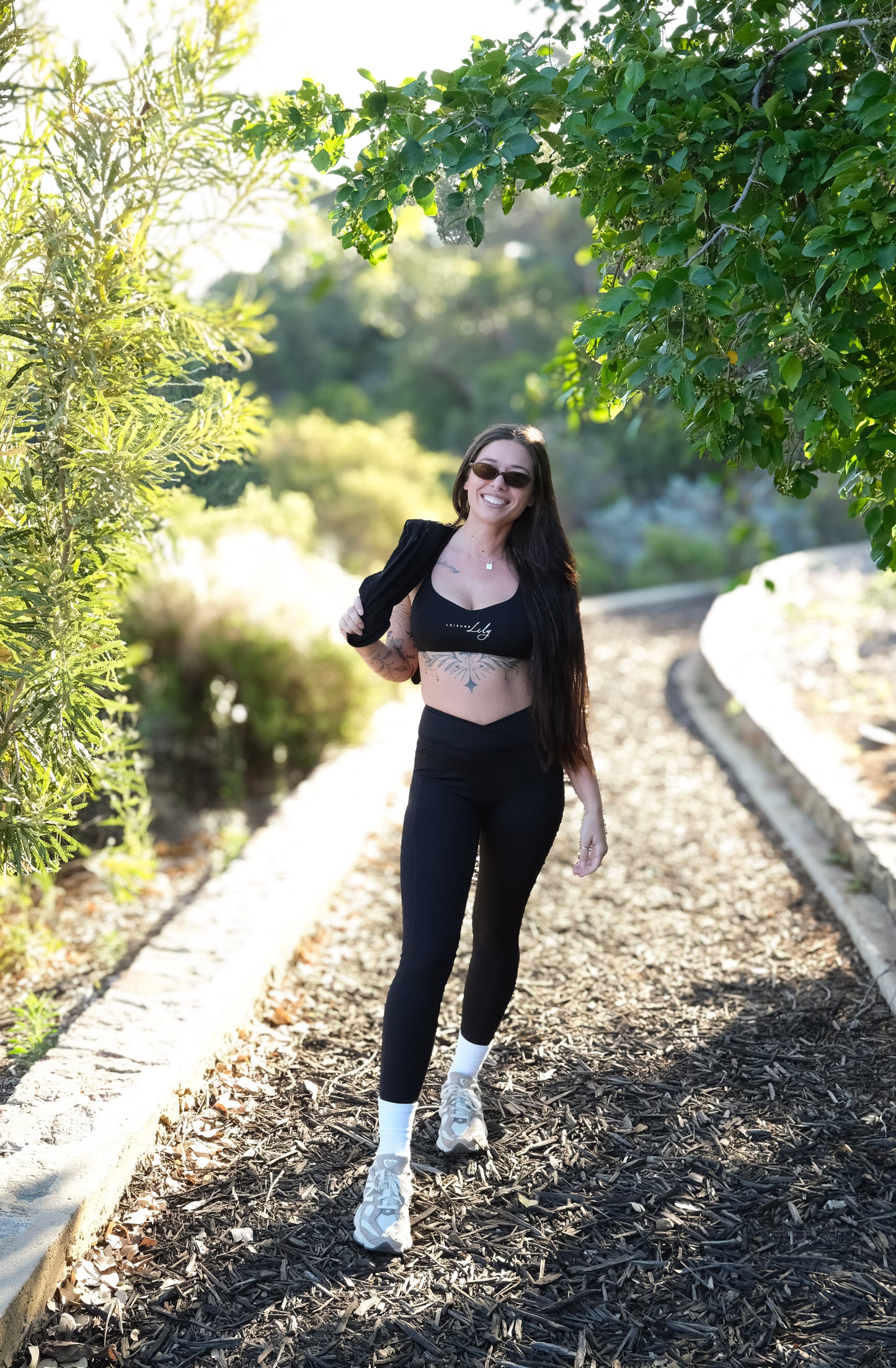 Everyday Luxe Leggings | V Waist with Pockets