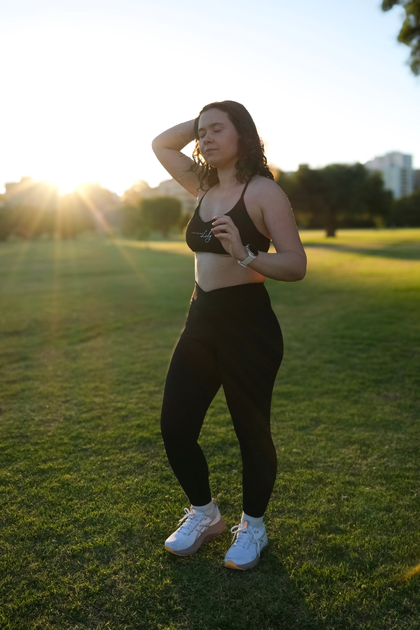 Everyday Luxe Leggings | V Waist with Pockets